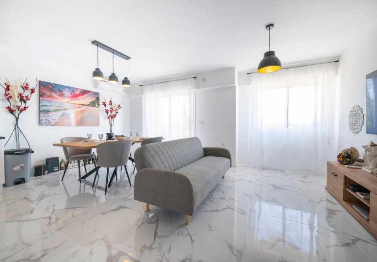 Rynek Wtórny - Flat -
Orihuela Costa - Punta Prima