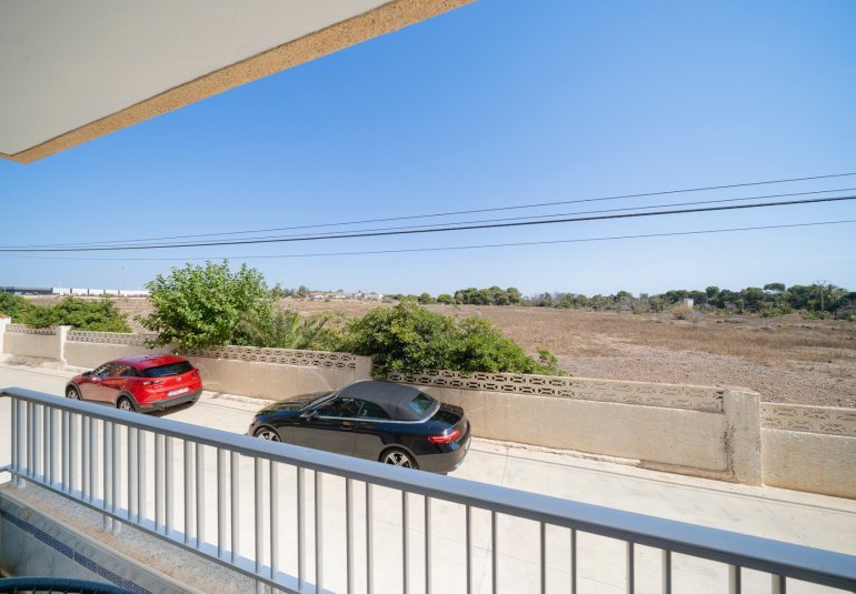 Rynek Wtórny - Flat -
Orihuela Costa - Punta Prima