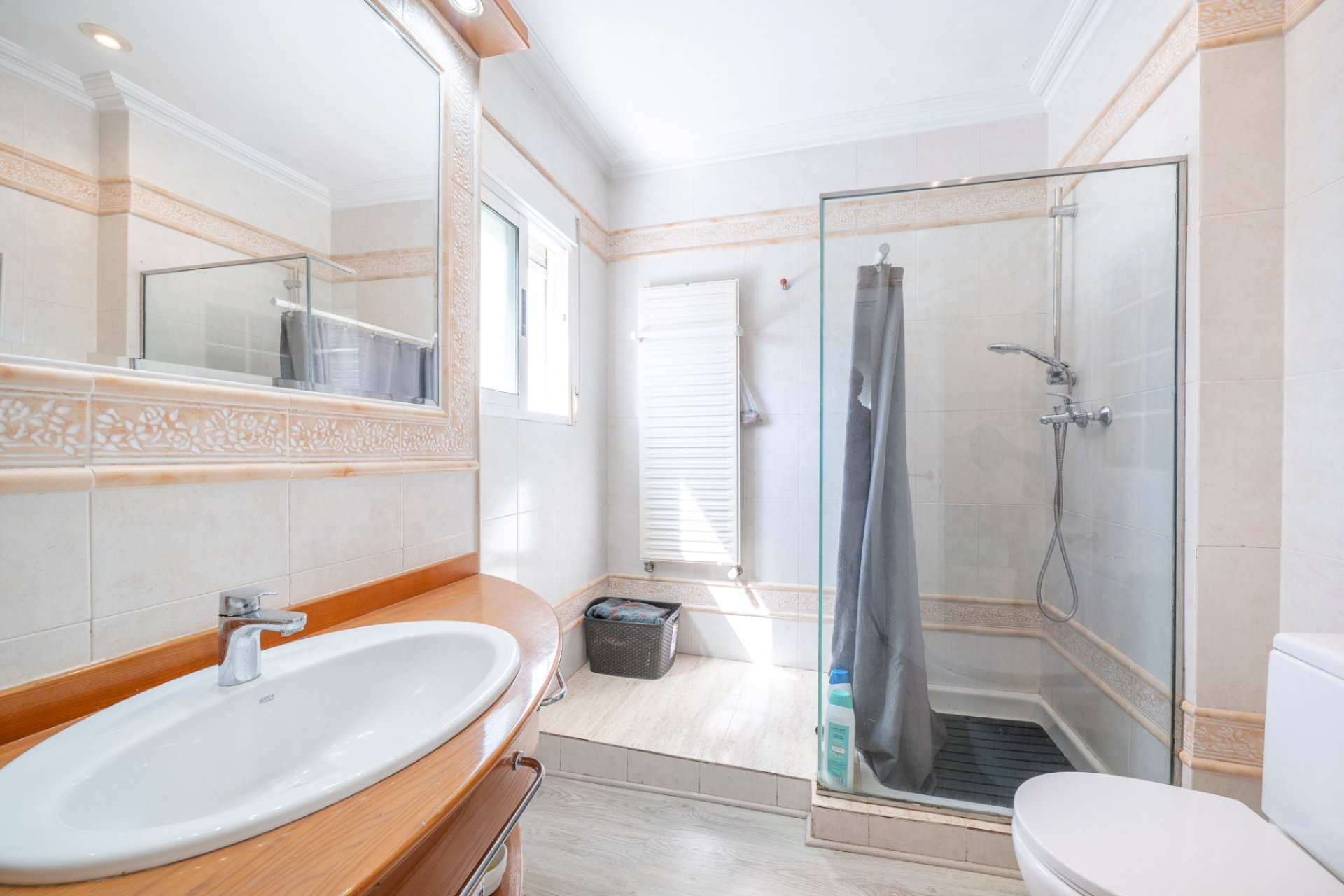 Rynek Wtórny - Kamienica -
Guardamar del Segura - El moncayo