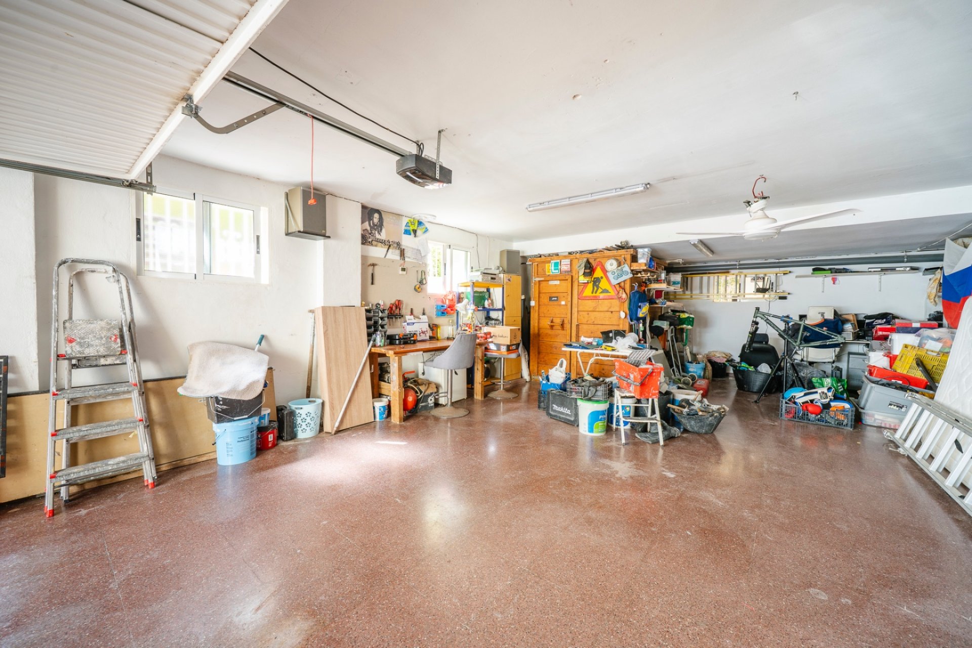 Rynek Wtórny - Kamienica -
Guardamar del Segura - El moncayo