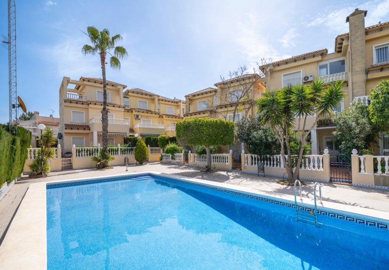 Rynek Wtórny - Kamienica -
Guardamar del Segura - El moncayo