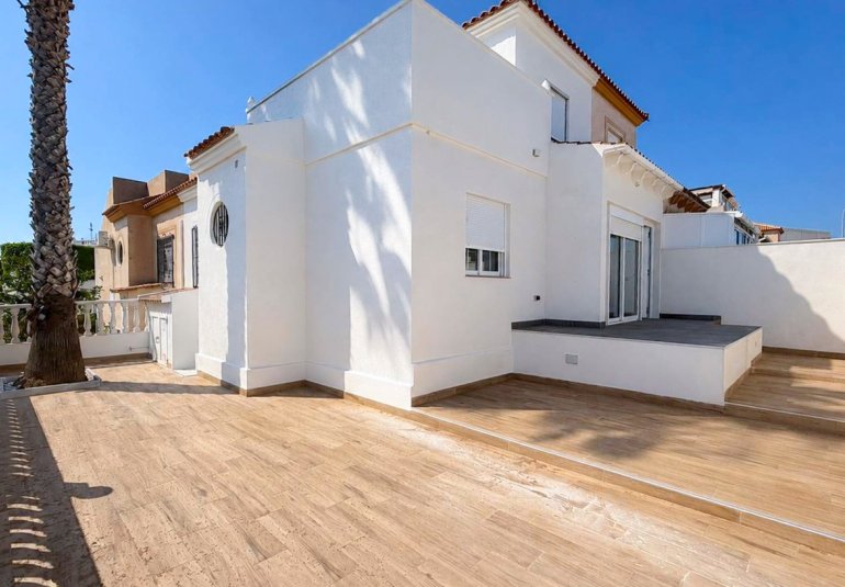 Rynek Wtórny - Kamienica -
Orihuela Costa - Los Altos