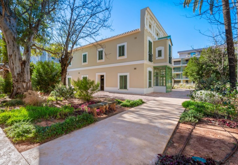 Rynek Wtórny - Penthouse -
Denia - Puerto