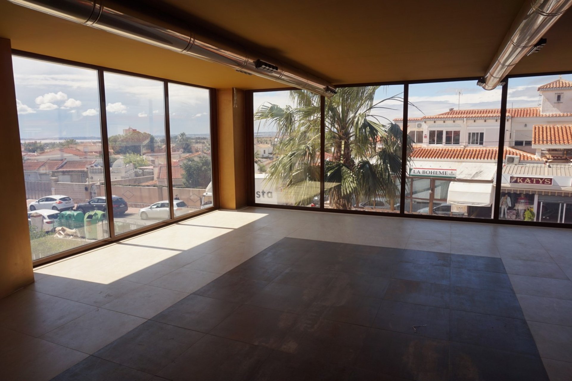 Rynek Wtórny - Reklama w telewizji -
Ciudad Quesada - Rojales