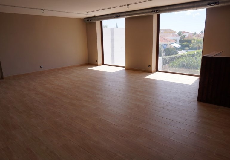 Rynek Wtórny - Reklama w telewizji -
Ciudad Quesada - Rojales