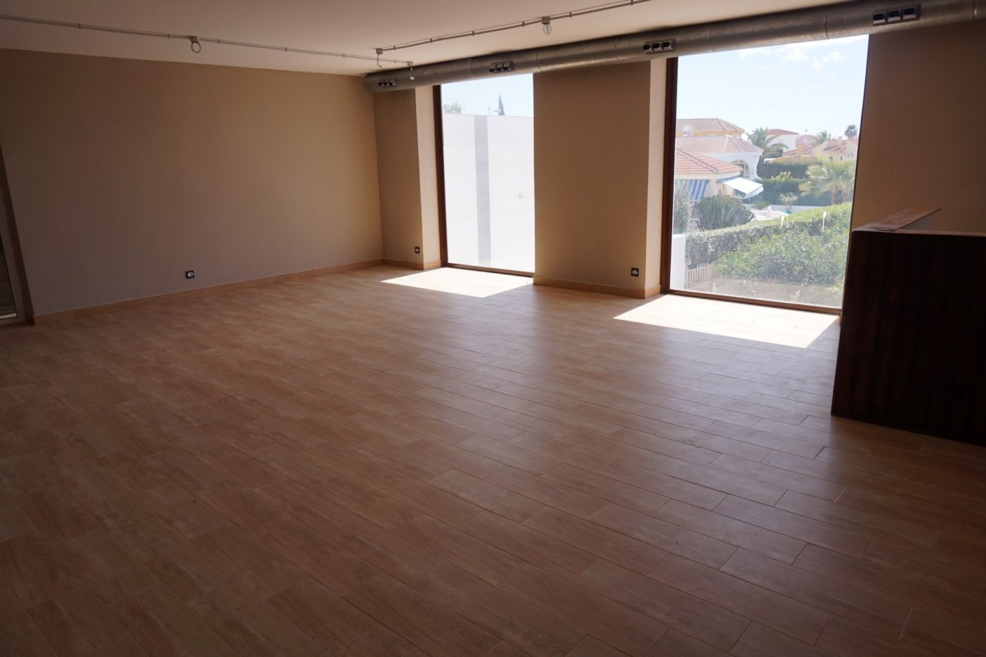 Rynek Wtórny - Reklama w telewizji -
Ciudad Quesada - Rojales