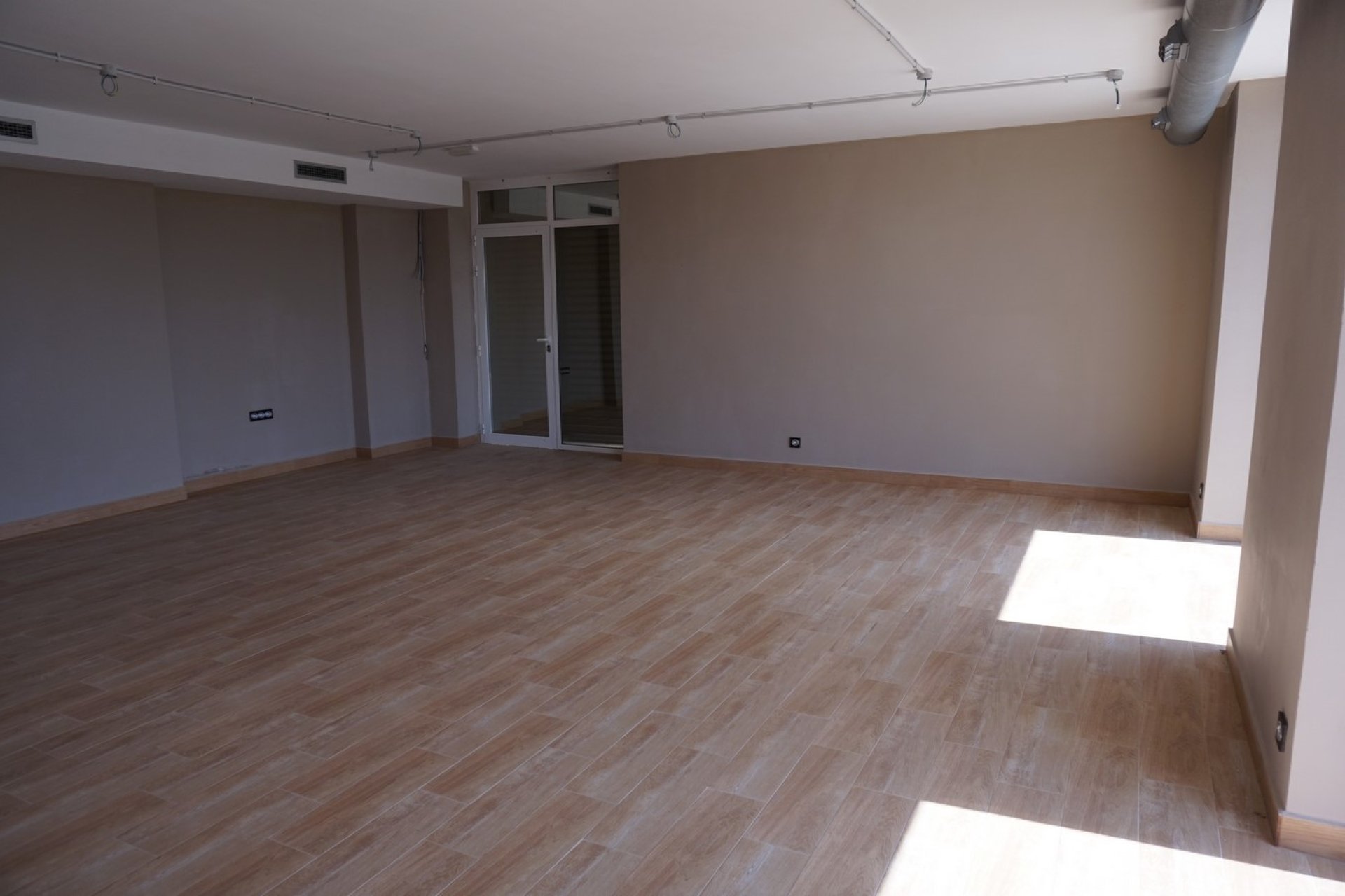 Rynek Wtórny - Reklama w telewizji -
Ciudad Quesada - Rojales