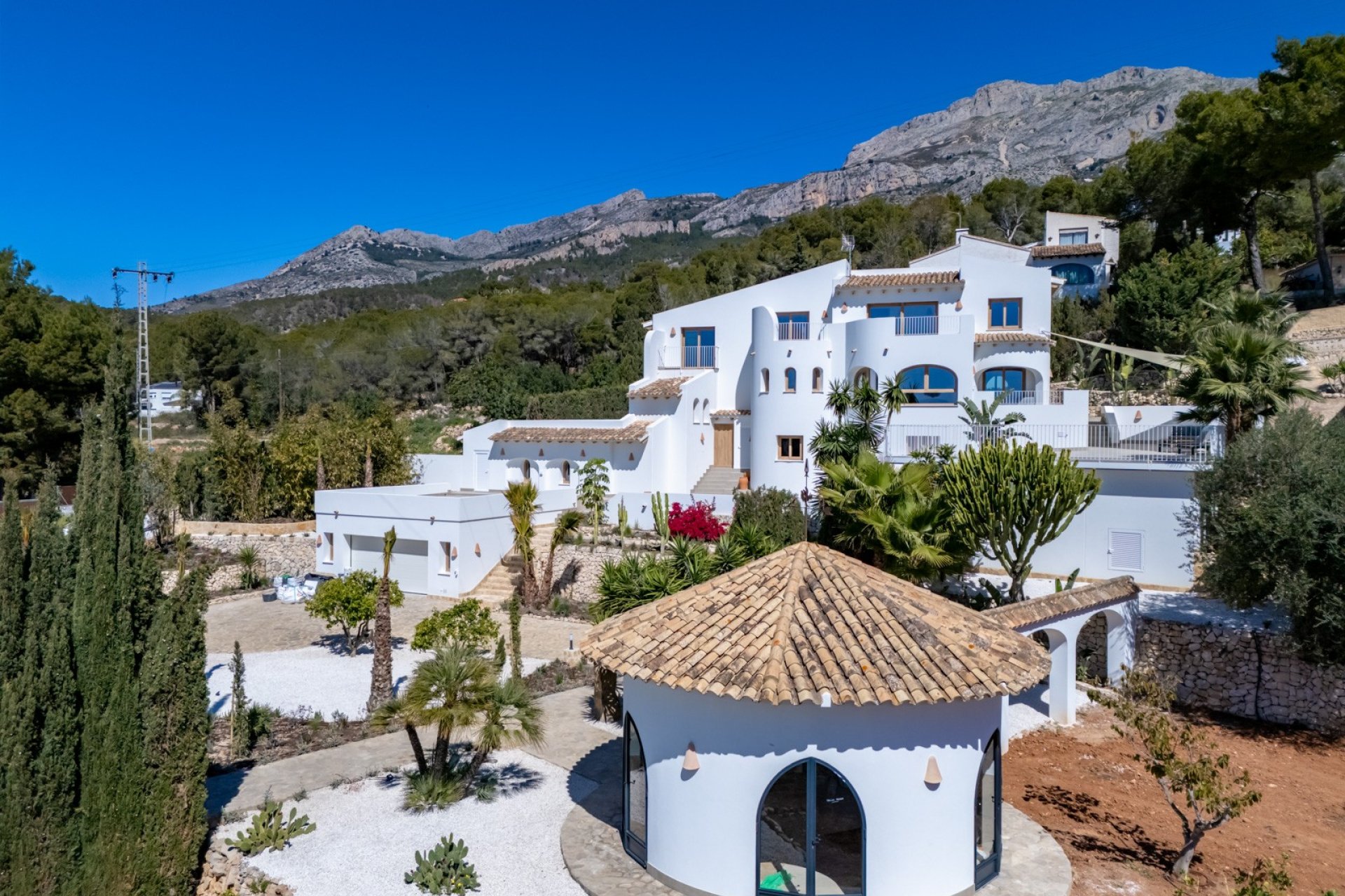 Rynek Wtórny - Szalet -
Altea