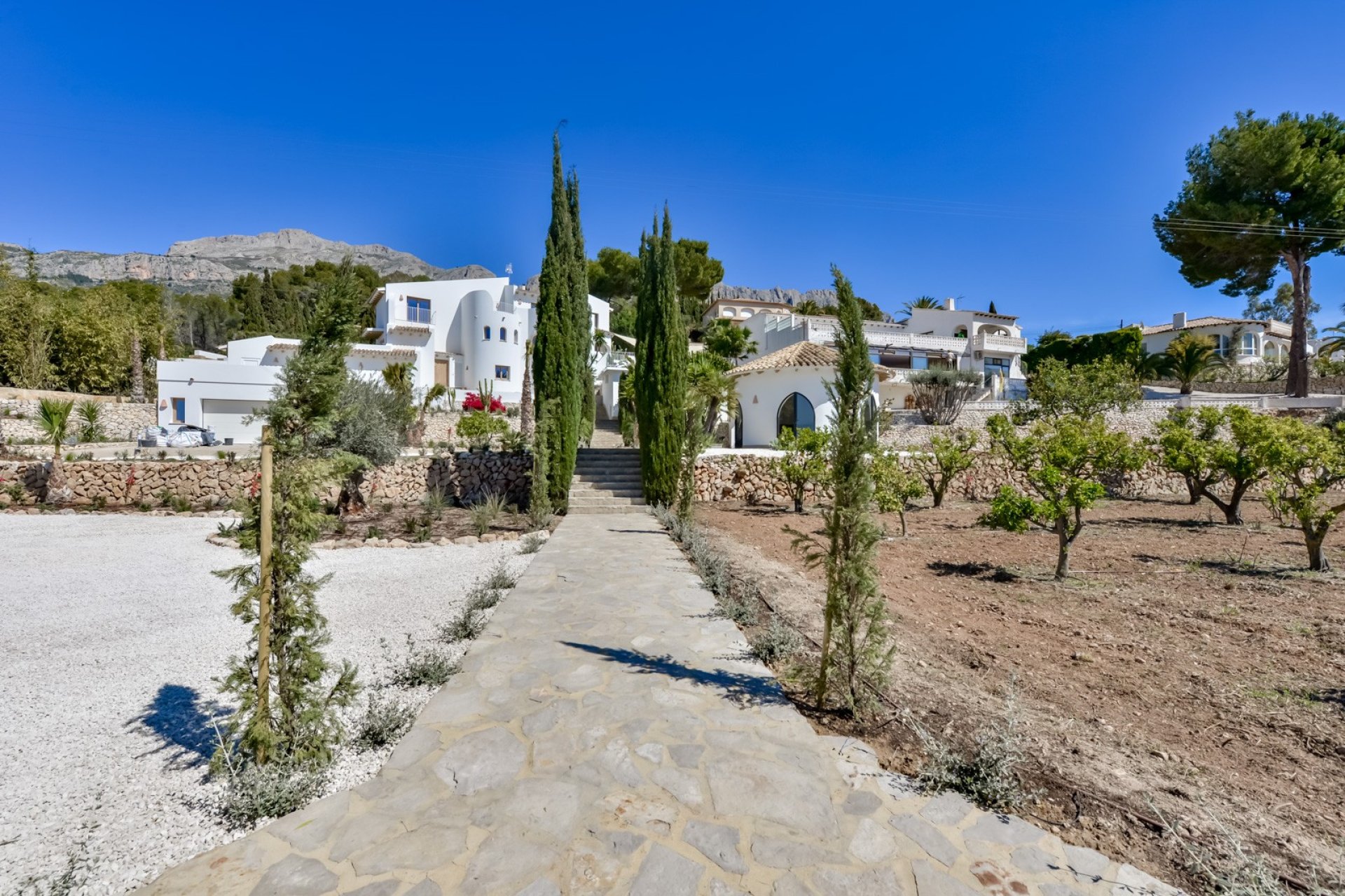 Rynek Wtórny - Szalet -
Altea