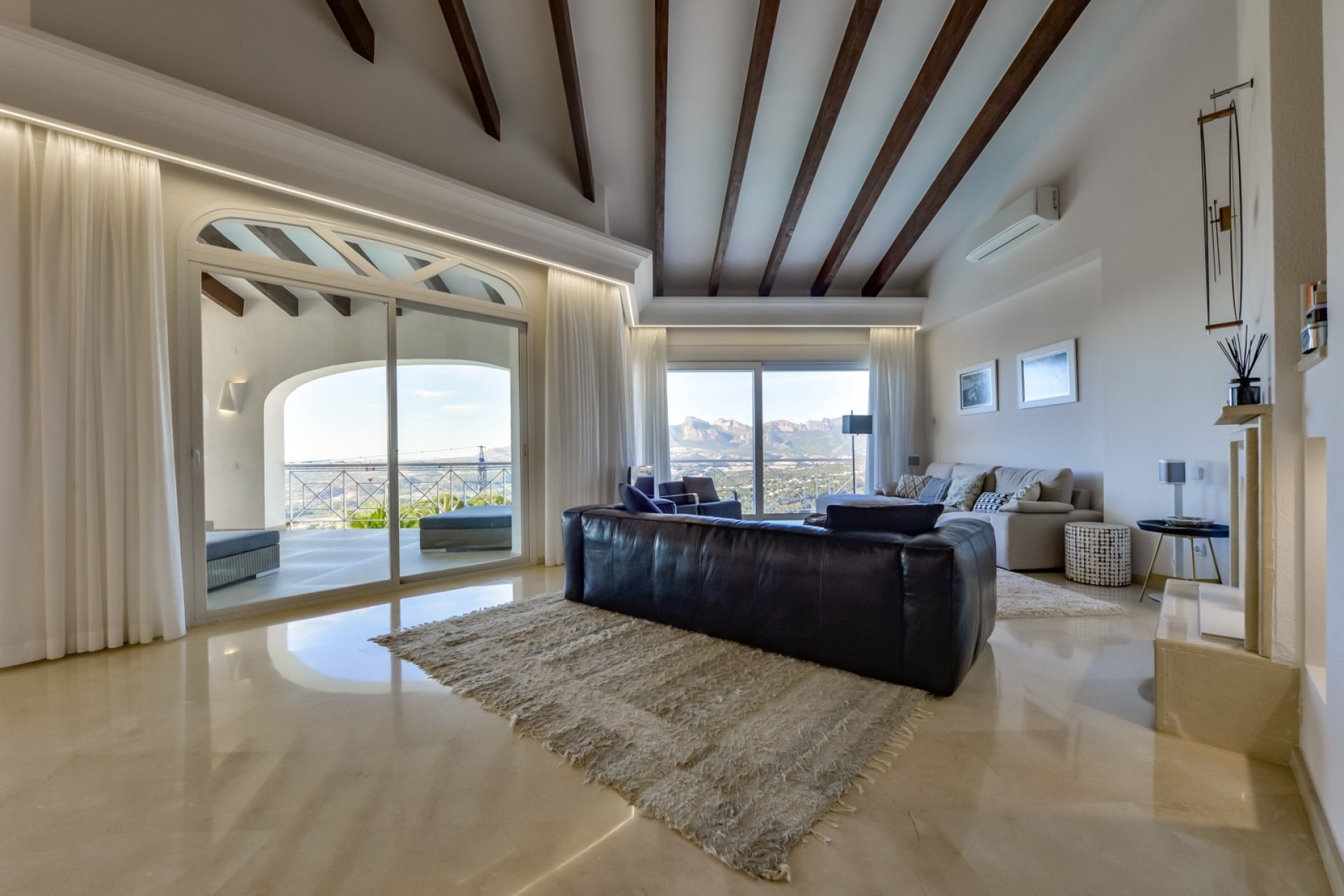 Rynek Wtórny - Villa -
Altea - Sierra de Altea