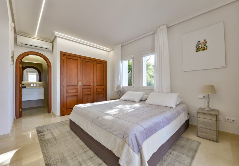 Rynek Wtórny - Villa -
Altea - Sierra de Altea