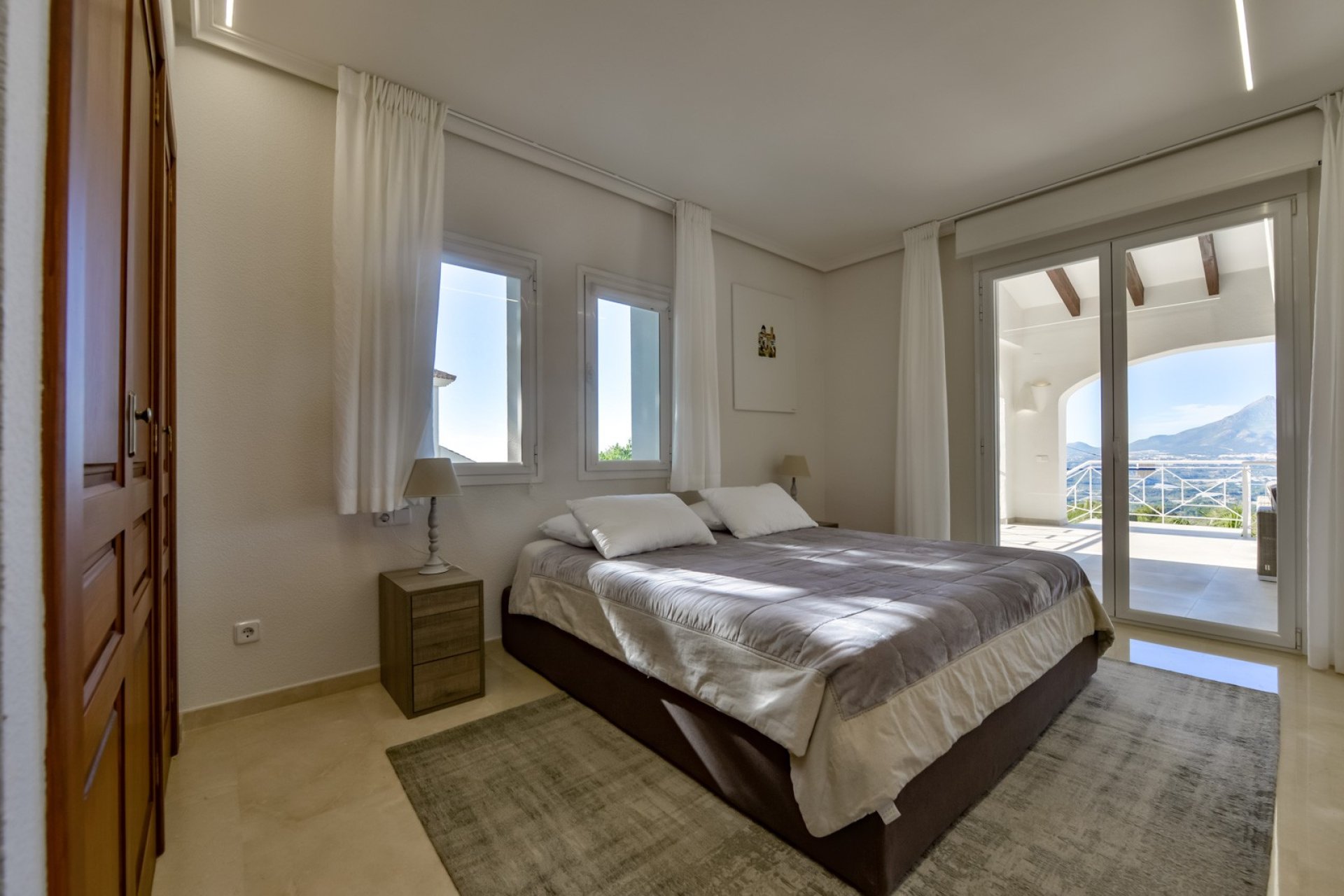 Rynek Wtórny - Villa -
Altea - Sierra de Altea