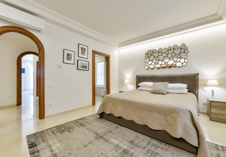 Rynek Wtórny - Villa -
Altea - Sierra de Altea