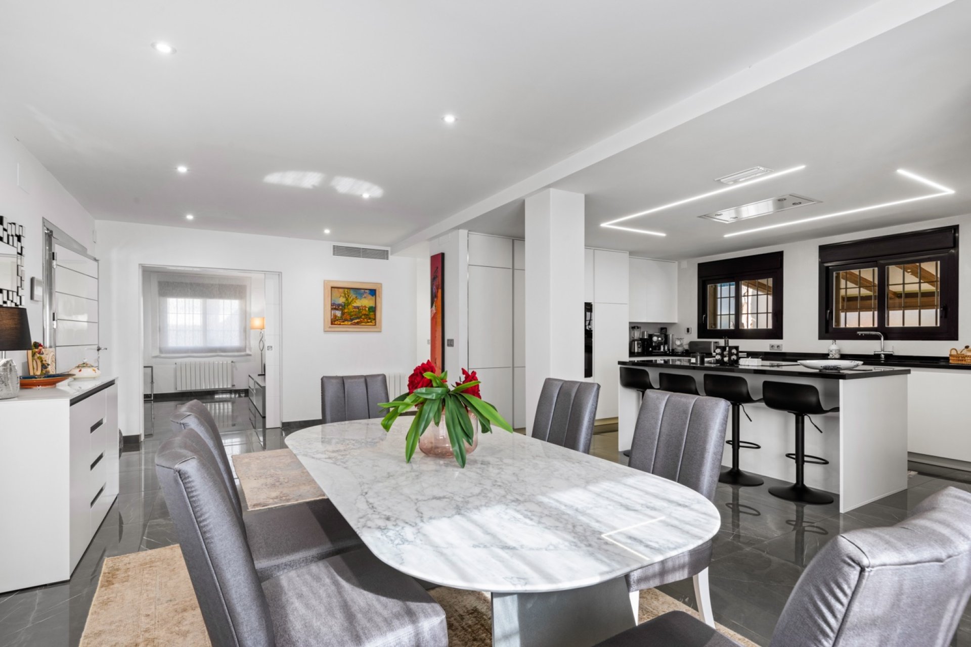 Rynek Wtórny - Villa -
San Juan Alicante - Frank Espinós