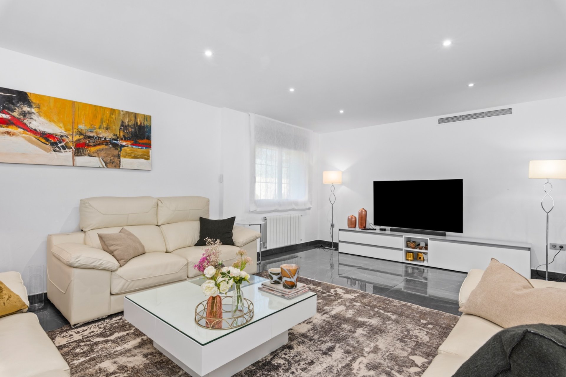 Rynek Wtórny - Villa -
San Juan Alicante - Frank Espinós