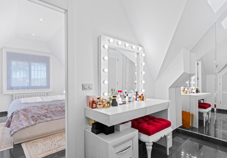 Rynek Wtórny - Villa -
San Juan Alicante - Frank Espinós