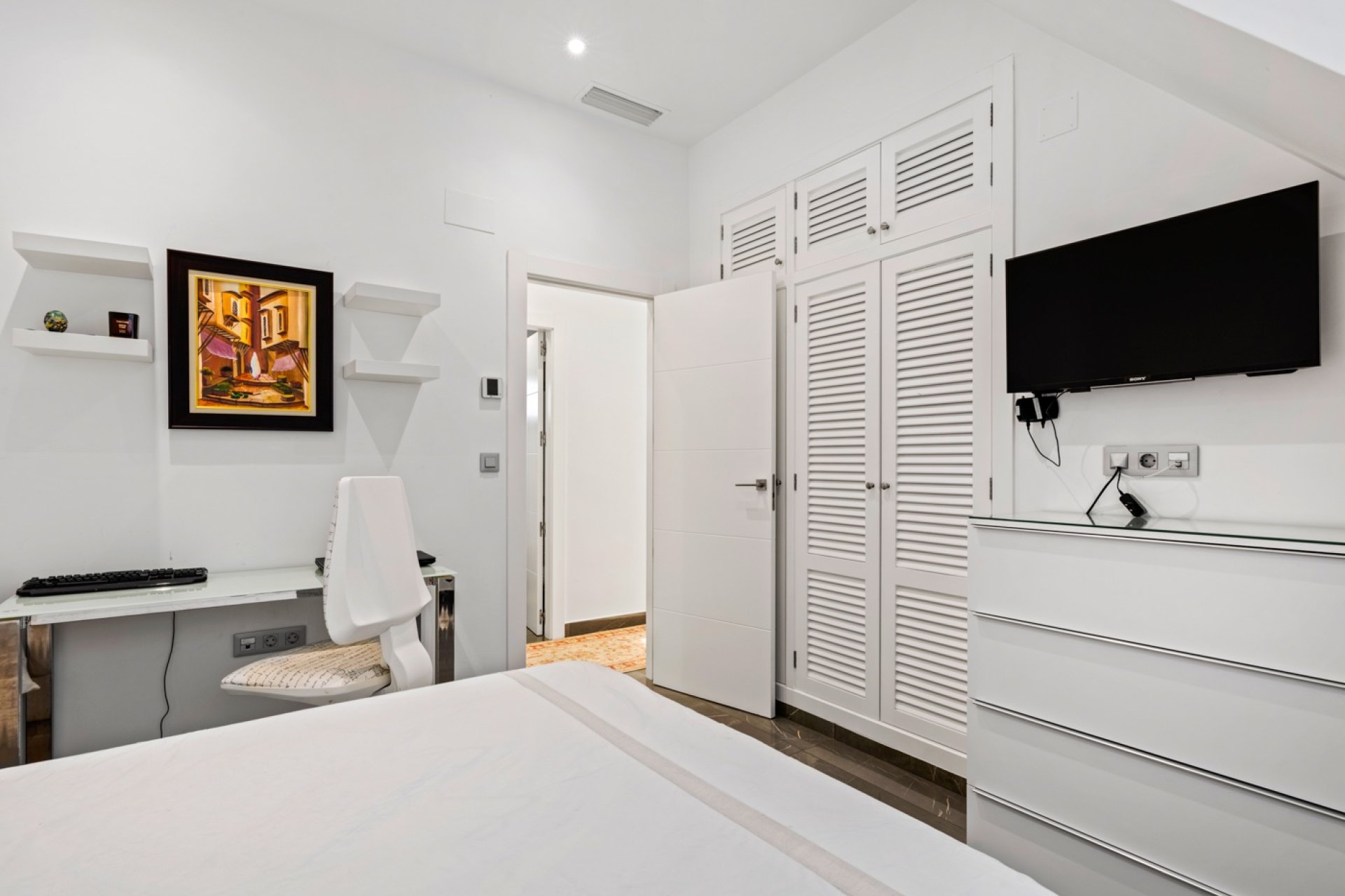 Rynek Wtórny - Villa -
San Juan Alicante - Frank Espinós