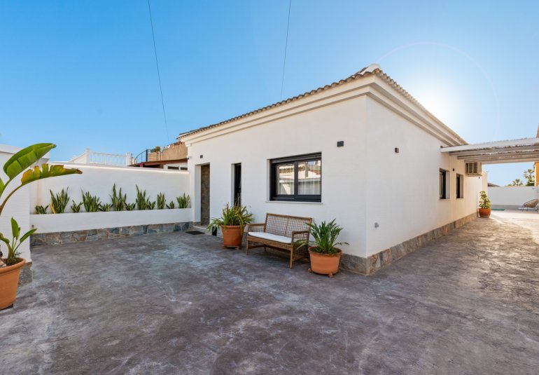 Rynek Wtórny - Villa -
Torrevieja - El chaparral