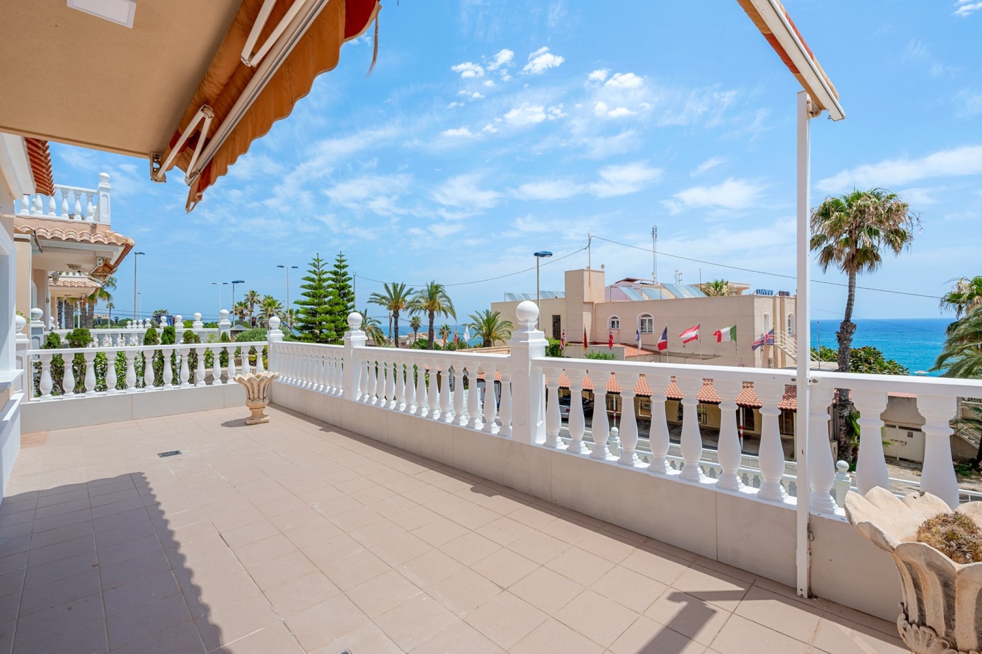 Rynek Wtórny - Villa -
Torrevieja