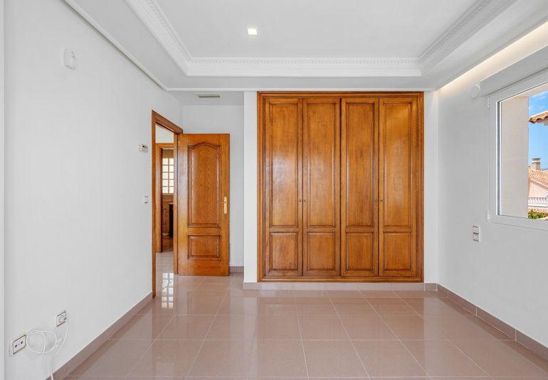 Rynek Wtórny - Villa -
Torrevieja
