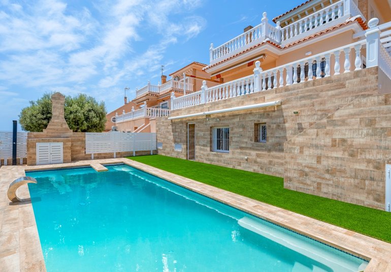 Rynek Wtórny - Villa -
Torrevieja