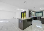 Resale - Villa -
Campoamor