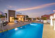 Resale - Villa -
Orihuela Costa - Villamartín