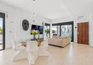 Resale - Villa -
Orihuela Costa - Villamartín