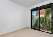 Rynek Pierwotny - Bungalow -
Pilar de la Horadada - Parque del Mediterraneo