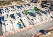 Obra nueva - Town House -
BAÑOS Y MENDIGO - Altaona Golf